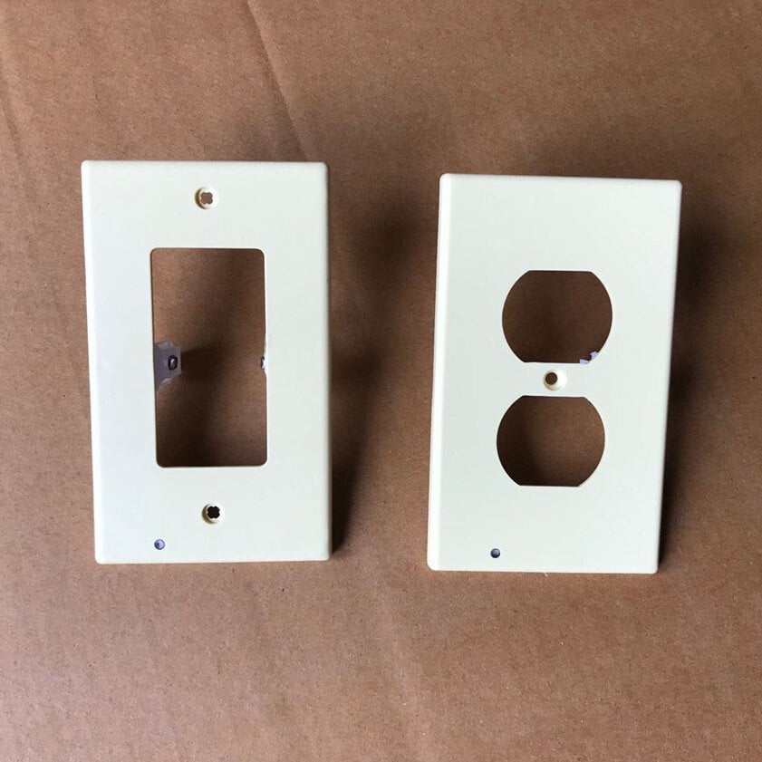 Outlet Wall Plate With Night Lights-No Batteries or Wires