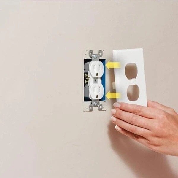 Outlet Wall Plate With Night Lights-No Batteries or Wires